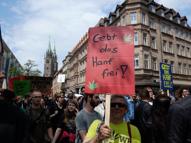 „cannabis-gesetz von richtigen prohibitionisten geschrieben“: nürnberger wollen mehr cannabis-freiheit