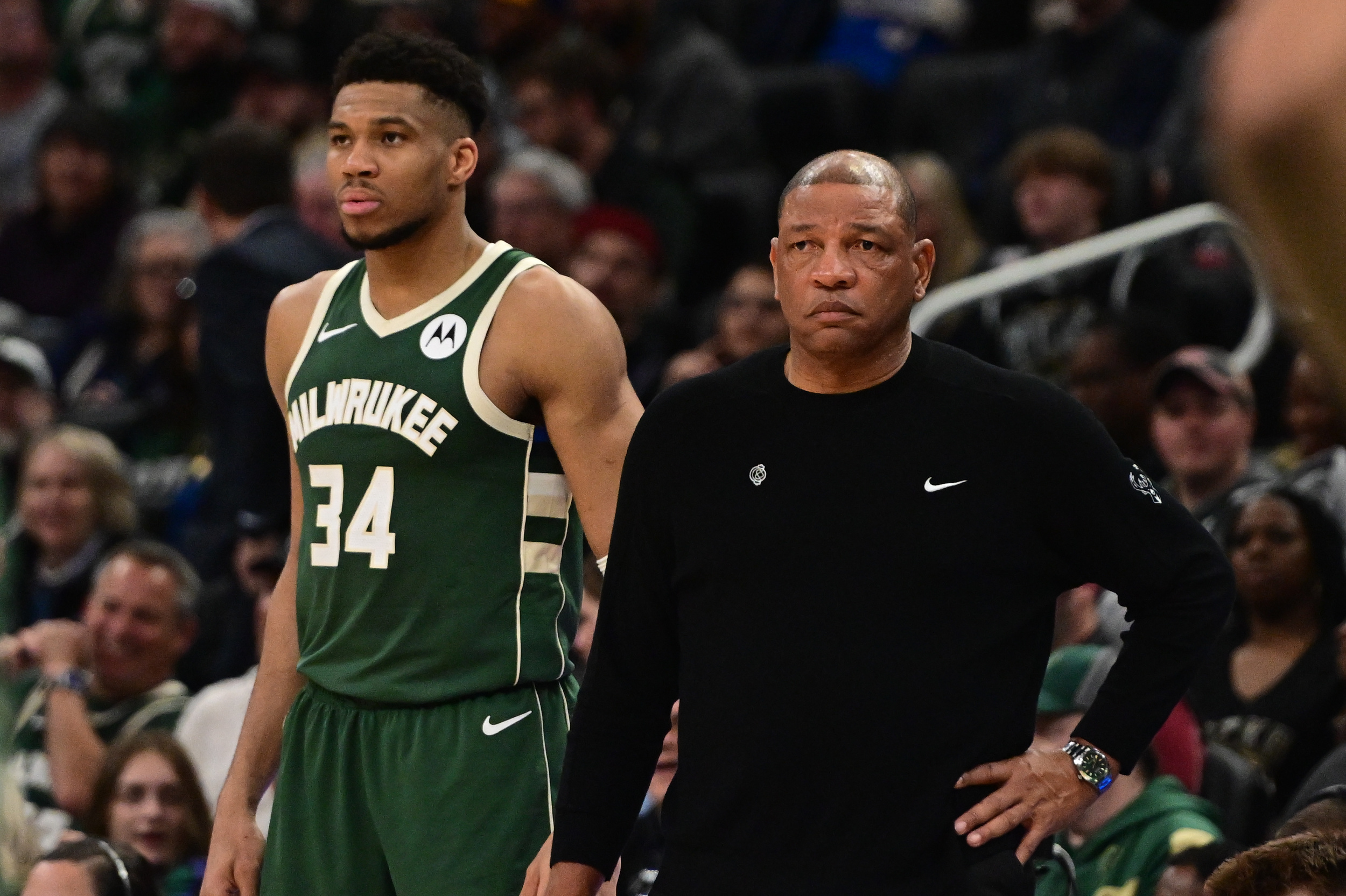 doc rivers, giannis antetokounmpo contradict each other on star's injury