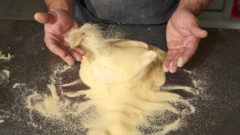Semolina Flour Vs Cornmeal: Is There A Difference?