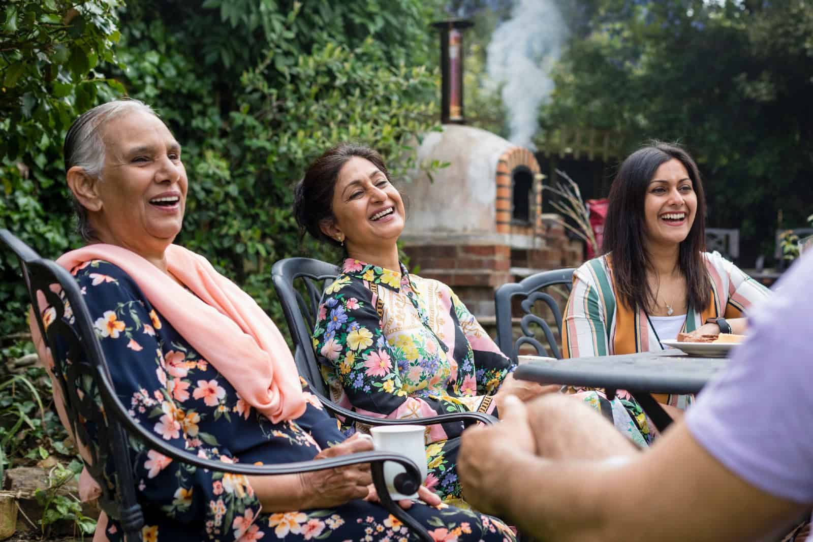 How to invest £400 a month in a stocks and shares ISA to try for a million