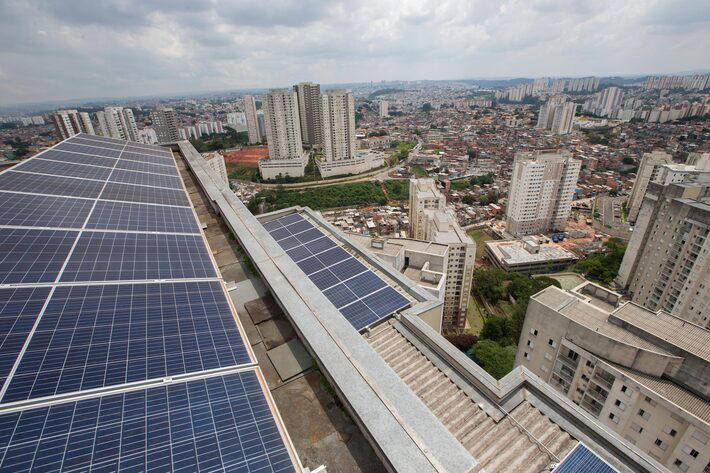 Desde o início deste ano até agora, foram instalados 500 mil sistemas de geração distribuída, que demandaram cerca de R$ 20 bilhões em investimentos. Foto: Tiago Queiroz/Estadão