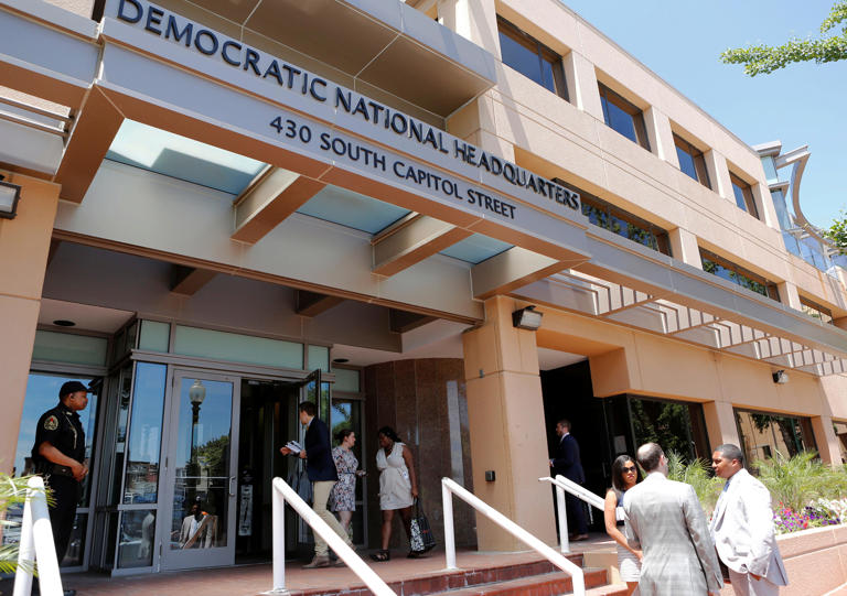 The headquarters of the Democratic National Committee is seen in Washington, U.S. June 14, 2016. Russian government hackers penetrated the computer network of the Democratic National Committee and gained access to all opposition research on Republican presidential candidate Donald Trump, the committee and security researchers said on Tuesday. REUTERS/Gary Cameron