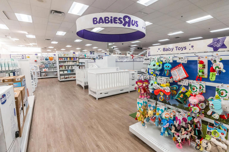 Kohl's opens first Babies R Us in Brookfield. 10 more locations to come ...