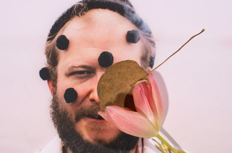 Bon Iver to Join Kamala Harris During Wisconsin Rally for Special Performance