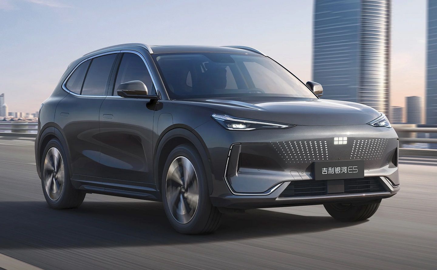 Urus Berkas Impor Nggak Zaman Warga Eropa Kini Bisa Beli Mobil Listrik