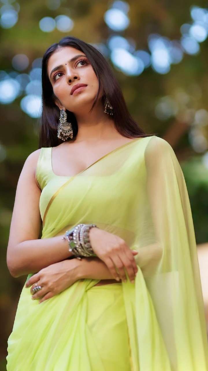 Malavika sharma02 - imgfy