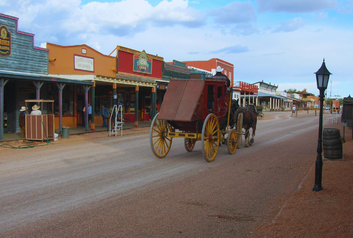 <p>Tombstone’s Wild West history has ghost tours that dive into its turbulent past. Once a bustling town with 110 saloons and numerous gambling halls, Tombstone was a melting pot of conflicting ideologies. Through the tour, you'll discover the haunting remnants of a botched hanging and the real stories behind the OK Corral shootouts.</p>