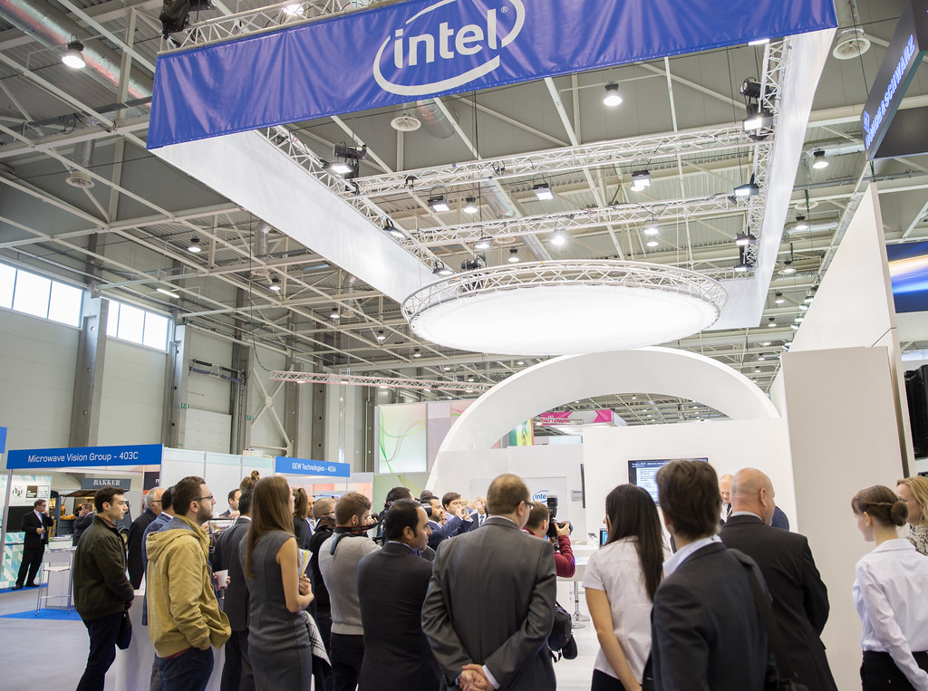 Is Intel (INTC) One of the Best American Semiconductor Stocks to Buy?