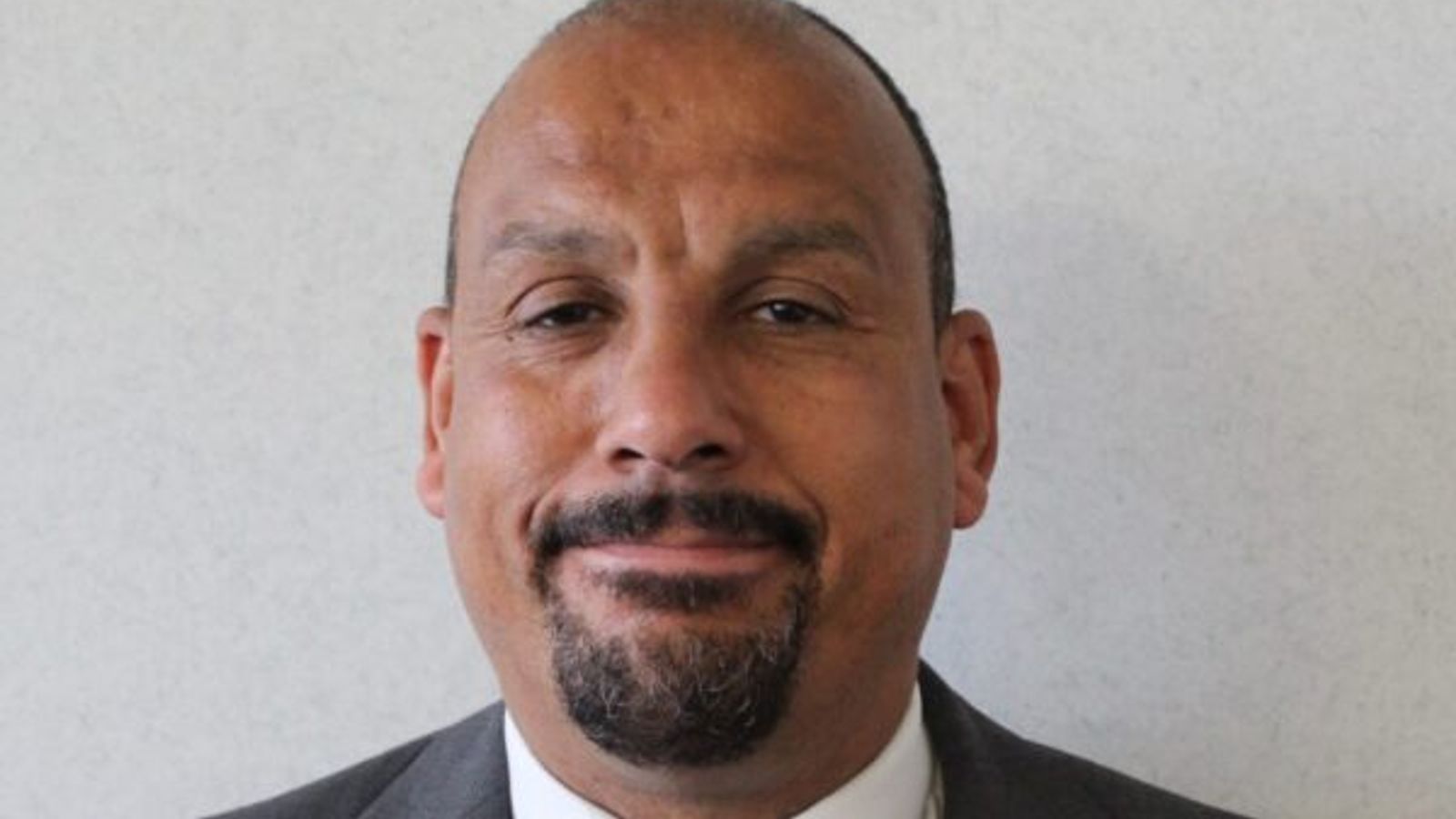 Farright protesters need to 'have throats slit', Labour councillor