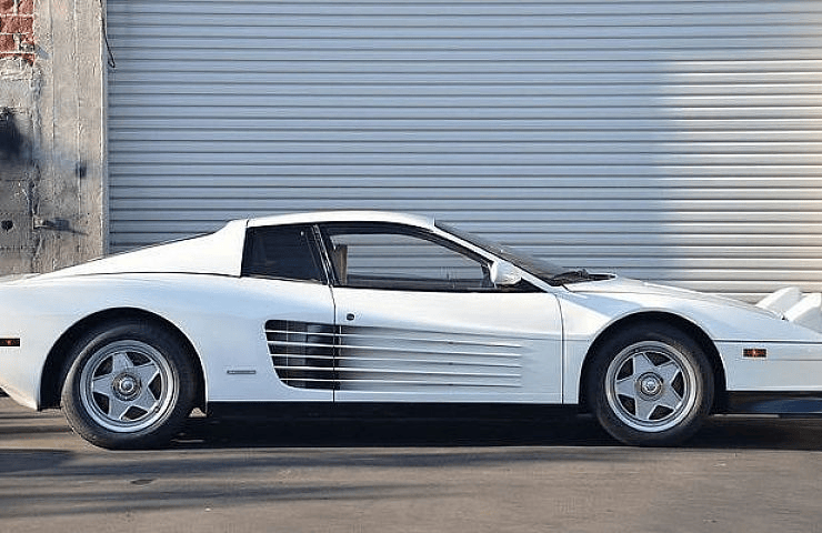 Ferrari Testarossa side view. Source: "ebay.com".