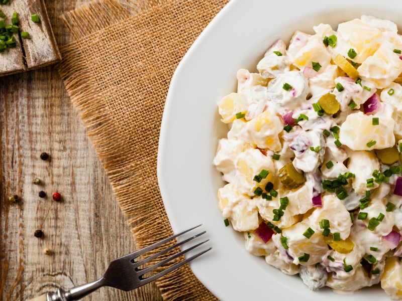 Kartoffelsalat wie bei Oma: Mit dieser Geheimzutat schmeckt er wie früher