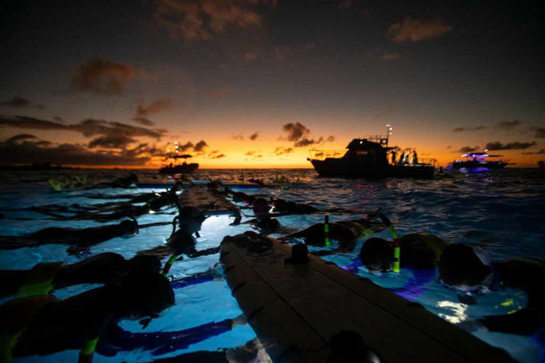 KAILUA-KONA, HAWAII- JANUARY 19: Tour groups snorkel in Garden Eel Cove to see manta ray at sunset on January 19, 2024 in Kailua-Kona, Hawaii. The area is one of the only places to see the massive species. (Photo by Kevin Carter/Getty Images)