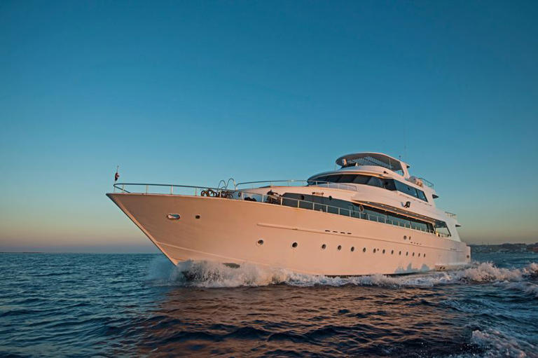 The average cost to buy a super yacht, which is a yacht between 37 to 60 meters, starts at about $10 million