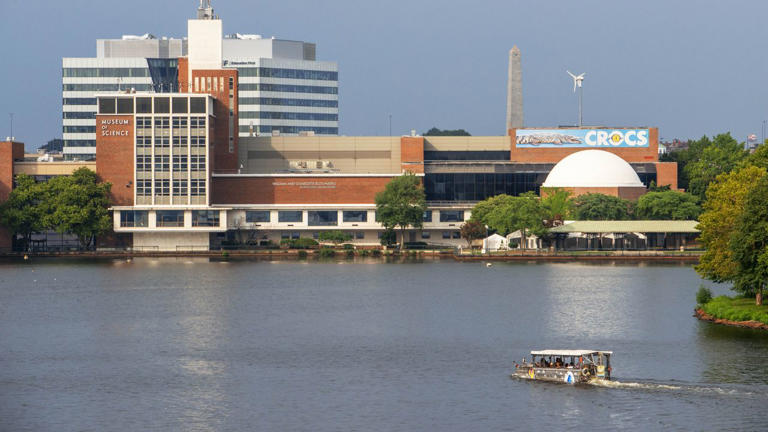 Boston Duck Tours boat rescues child, father in Charles River