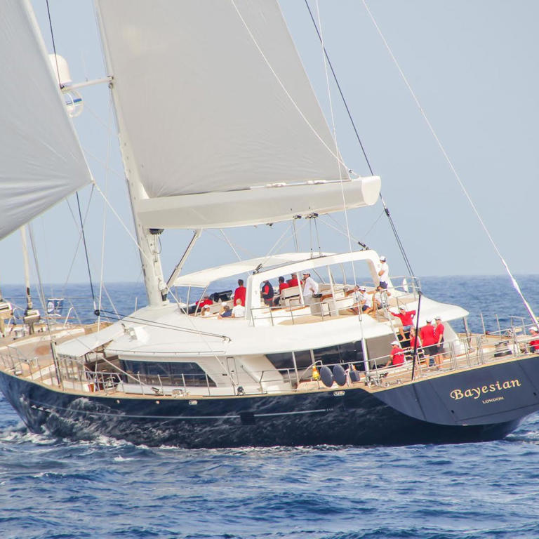 italy-boat-sinks-sicily.jpg