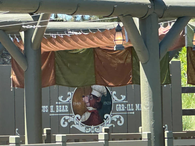 A new Ursus H. Bear mural is visible at Hungry Bear Barbecue Jamboree, the reimagined Country Bear-inspired Hungry Bear Restaurant at Disneyland. Ursus H. Bear Mural at Hungry Bear Barbecue Jamboree The refurbished and reimagined restaurant is not yet open but the mural is visible from the Mark Twain Riverboat. Ursus H. Bear is the ... Read more