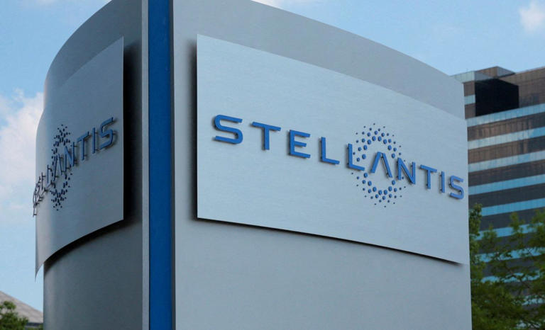 Stellantis to Delay Plans for Illinois Assembly Plant, Counters Union ...