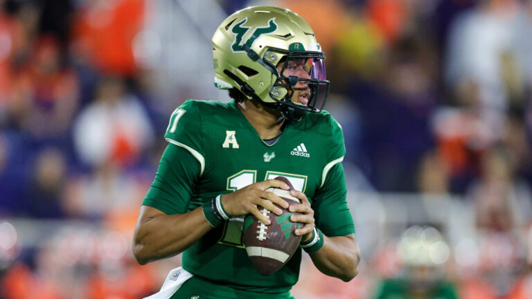 Projecting & Ranking Every 2024 Starting College Football Quarterback