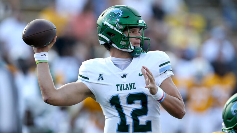 Projecting & Ranking Every 2024 Starting College Football Quarterback