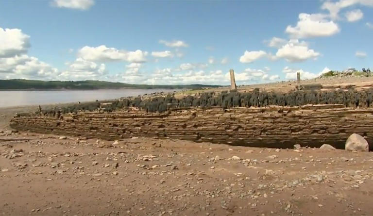 100-Year-Old Sailing Ship Uncovered by Flash Flooding on Nova Scotia Beach