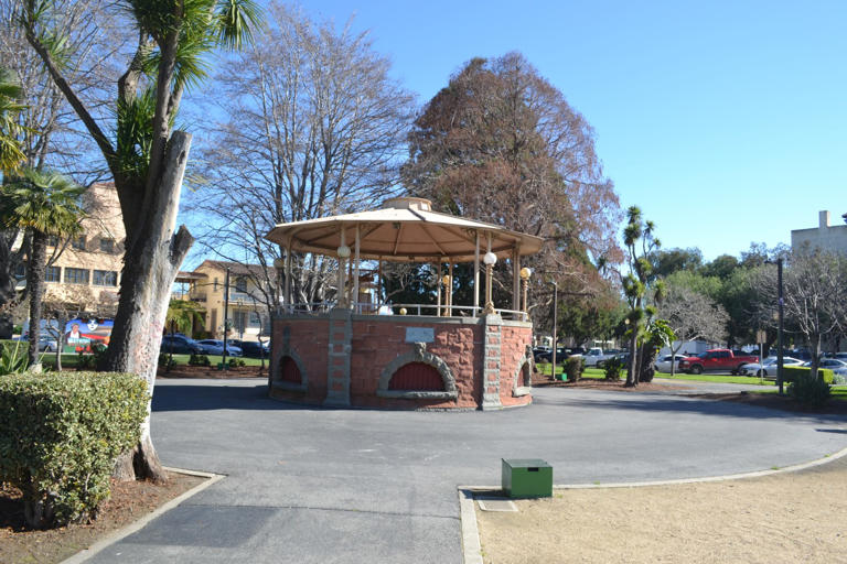 Watsonville City Council supports restoration of City Plaza gazebo