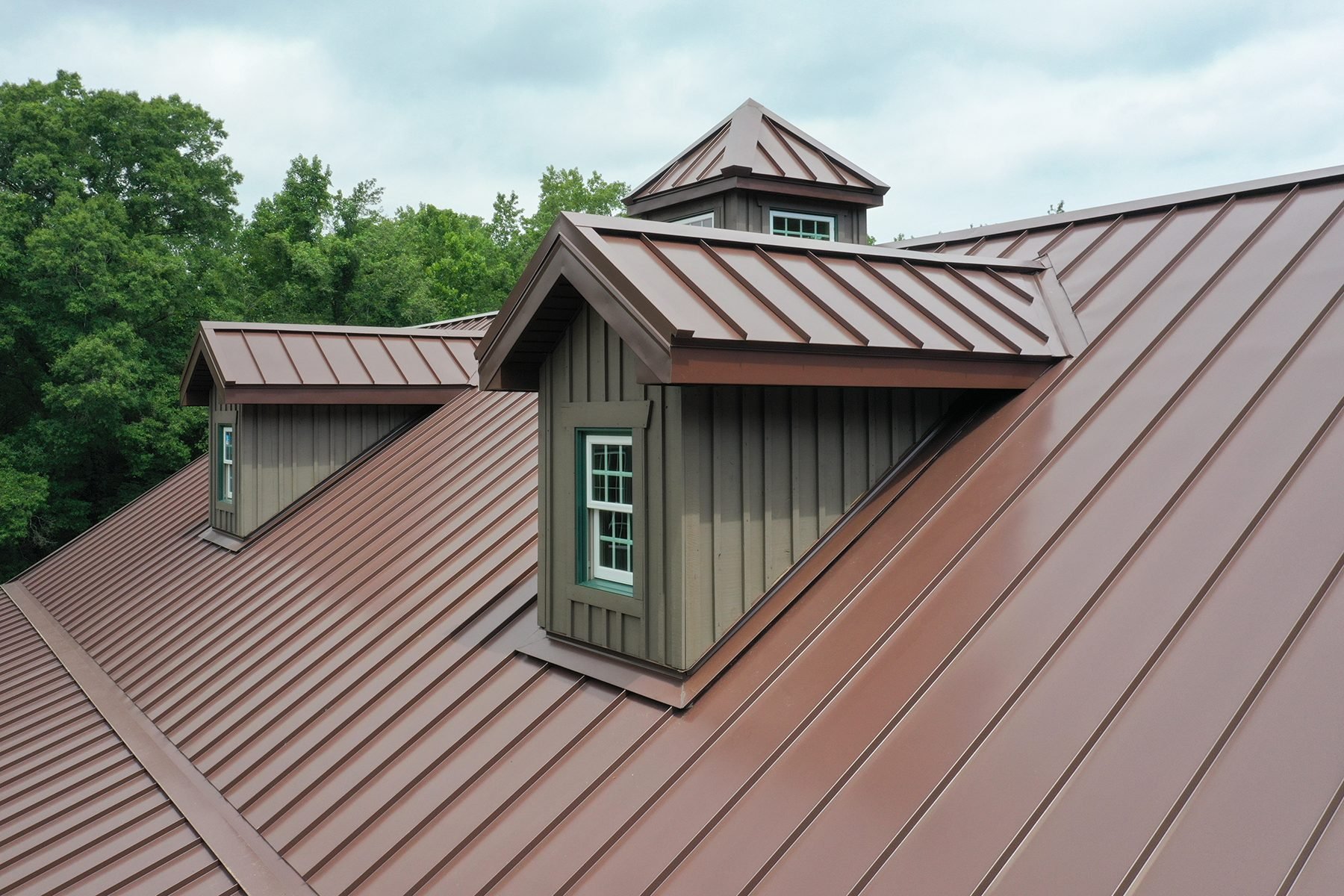 Can You Install Metal Roofing Over Shingles Gettyimages 1295135732