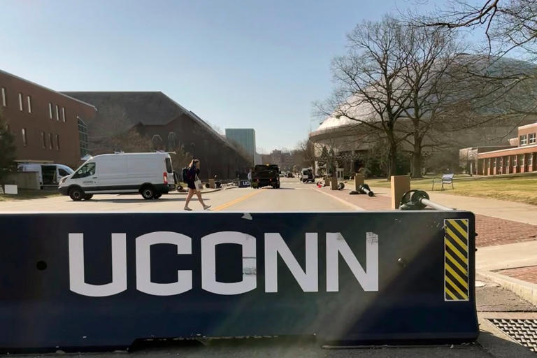 Power outage delays opening at UConn Storrs campus