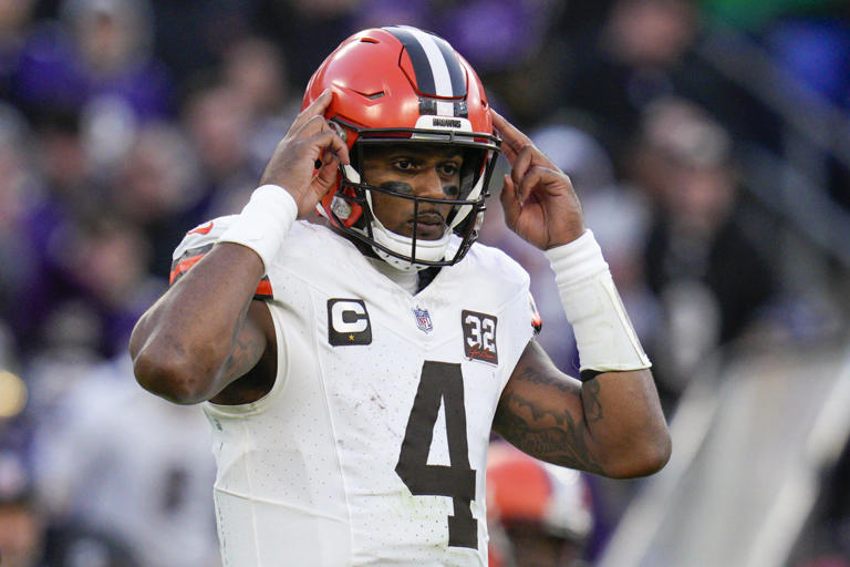 Browns make big changes for Deshaun Watson