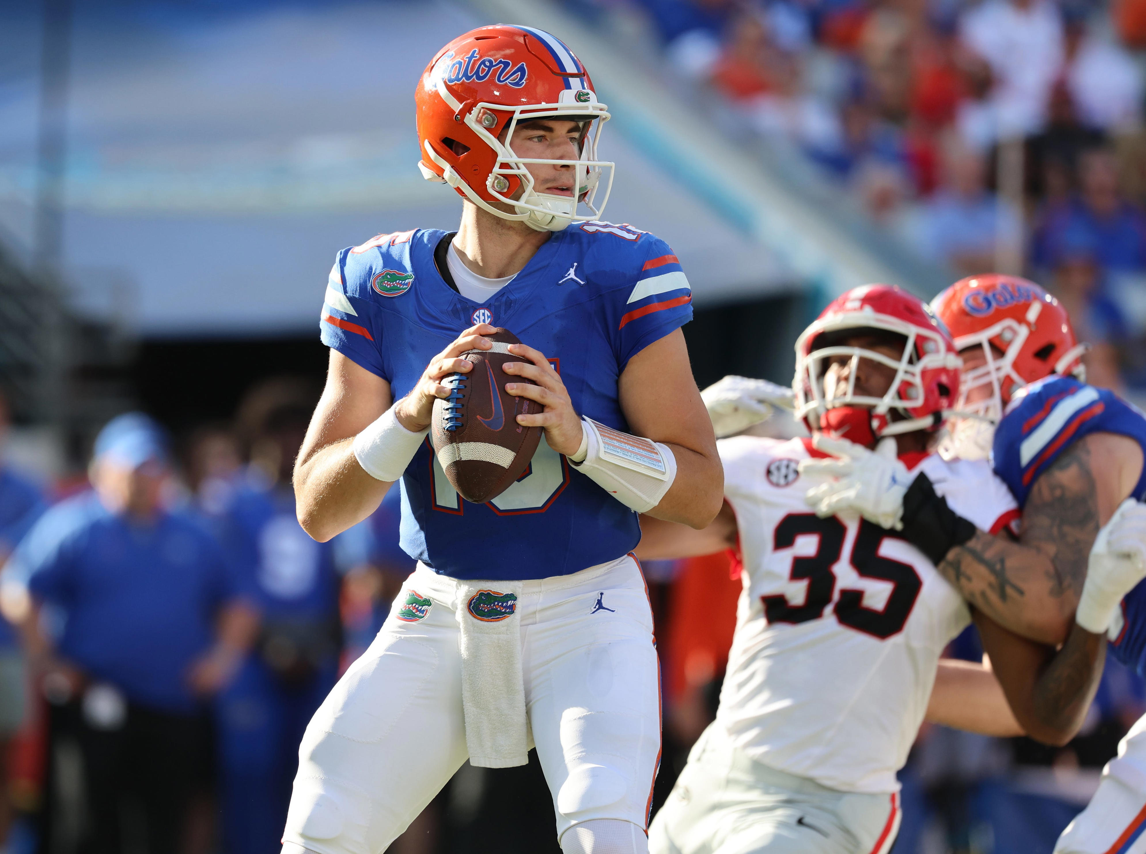 DJ Lagway Injury Update: Florida QB Carted Off Vs Georgia After ...