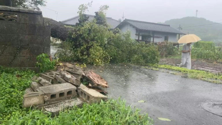 Tufão deixa mortos no Japão