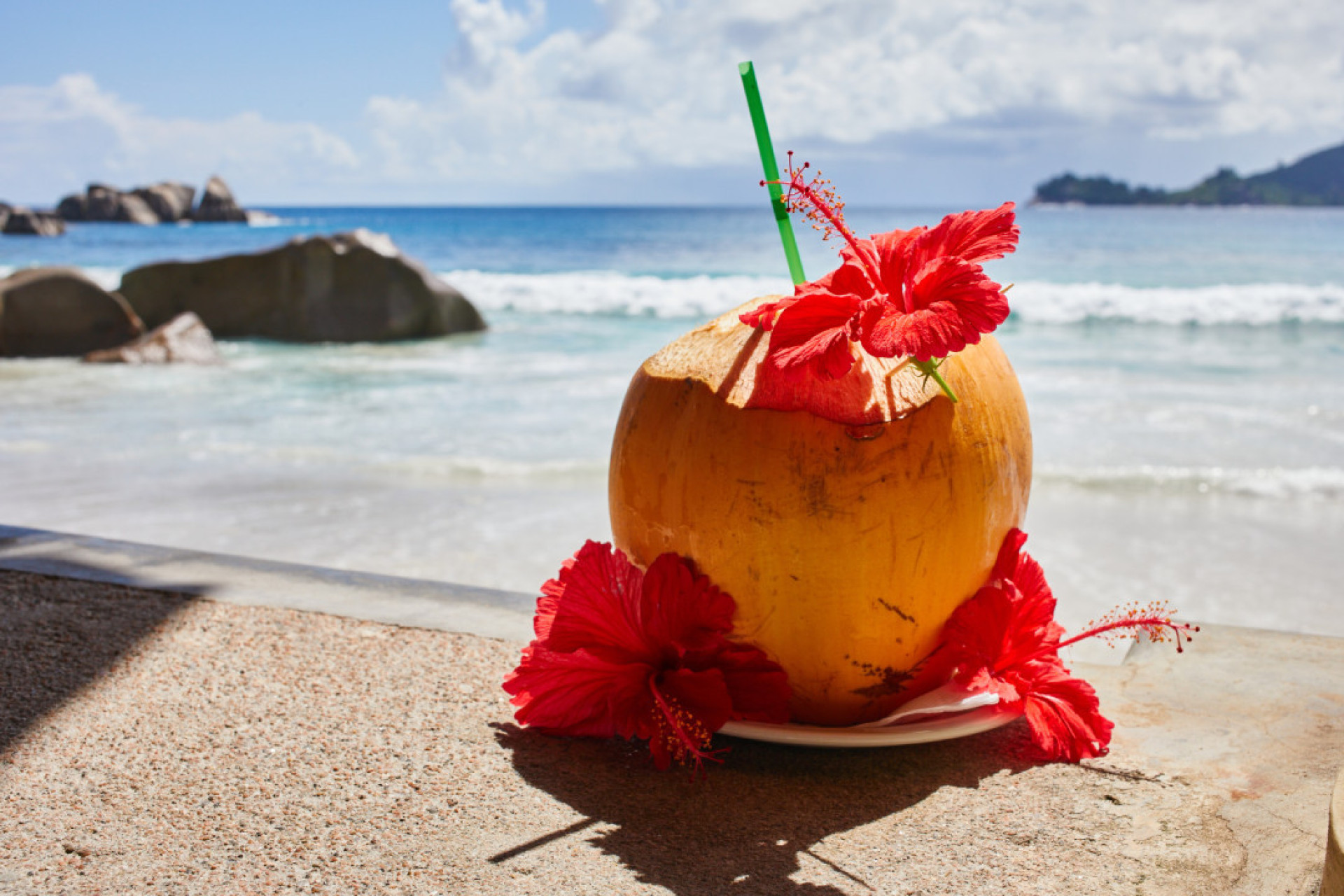 Alcohol keeps you warm