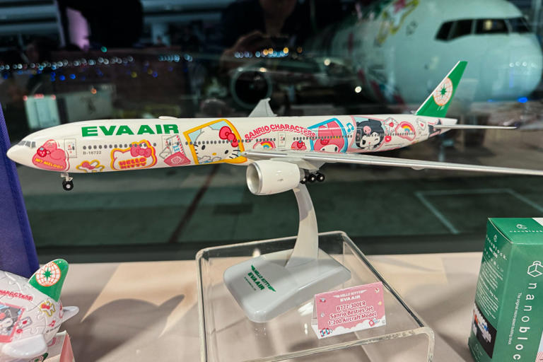 EVA Air's newest Hello Kitty plane launches service from Chicago