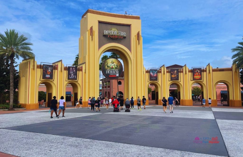 Top 10 ways to find cheap Halloween Horror Nights tickets (2026)