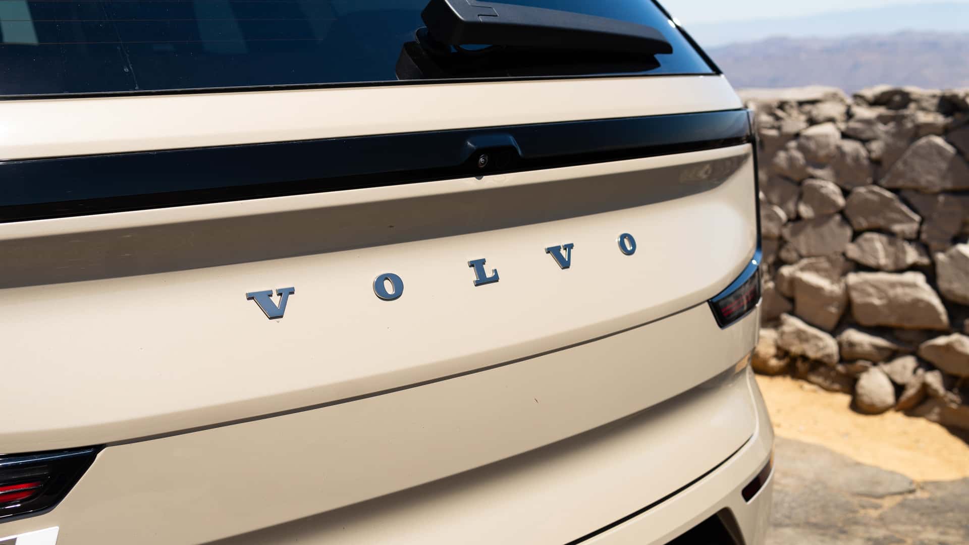 Volvo EX90 First Drive