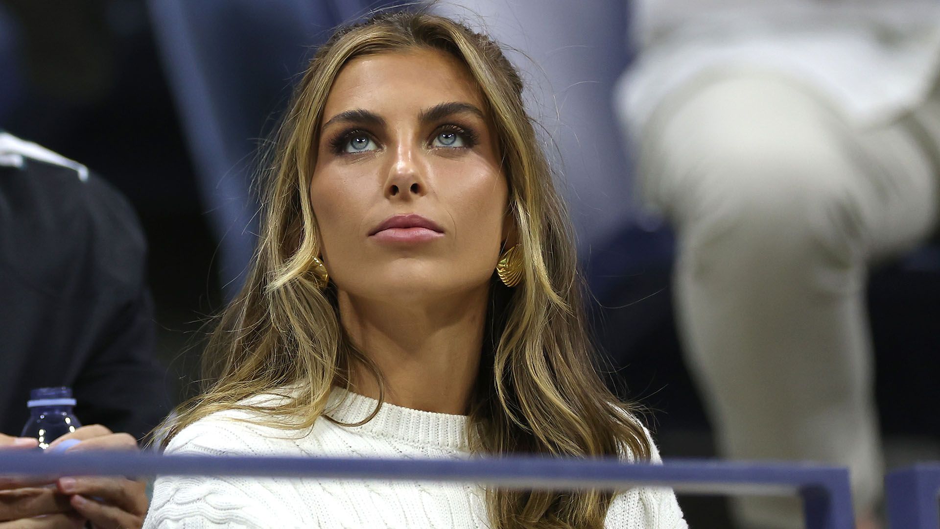 ペイジ・ロレンツェ、トミー・ポールの恋人が注目の的に：写真