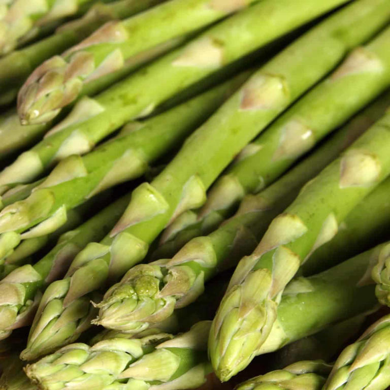 How to Freeze Asparagus: For Long Lasting Freshness