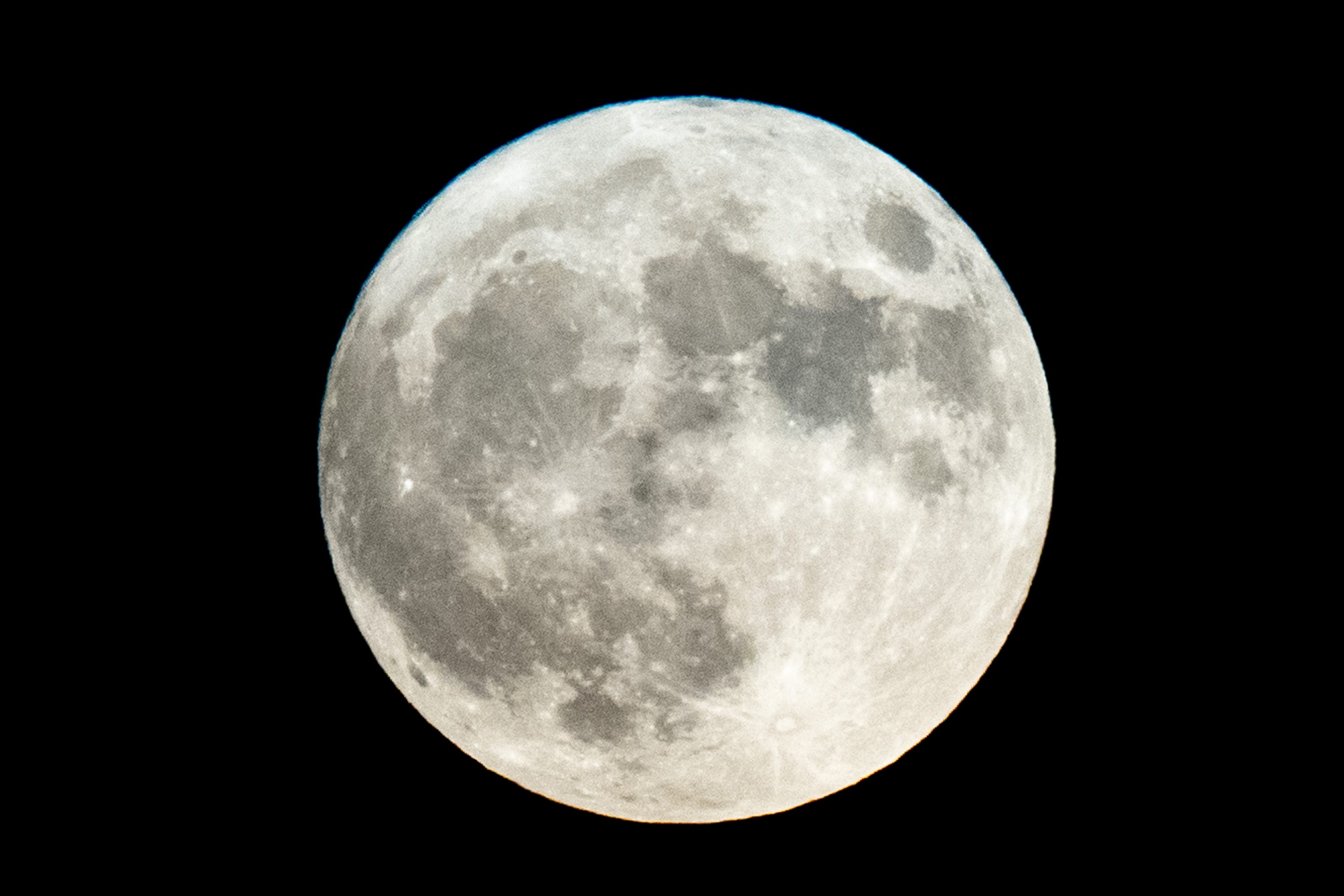 October's Full Moon Will Be Biggest Supermoon Of 2024. What To Know ...