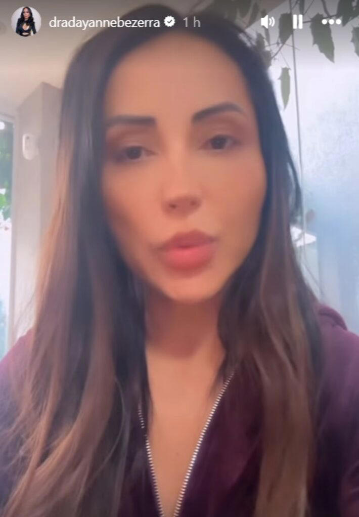 Advogada e influenciadora Dayanne Bezerra, irmã de Deolane, utilizou as redes sociais para esclarecer os motivos envonvendo a prisão da irmã. Foto: Reprodução/Instagram/dradayannebezerra