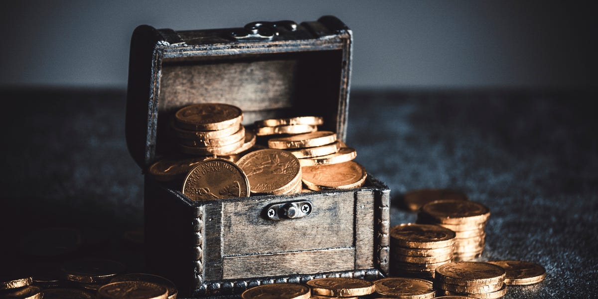 A Construction Worker Accidentally Found a Secret Stash of 700-Year-Old Coins<br><br>