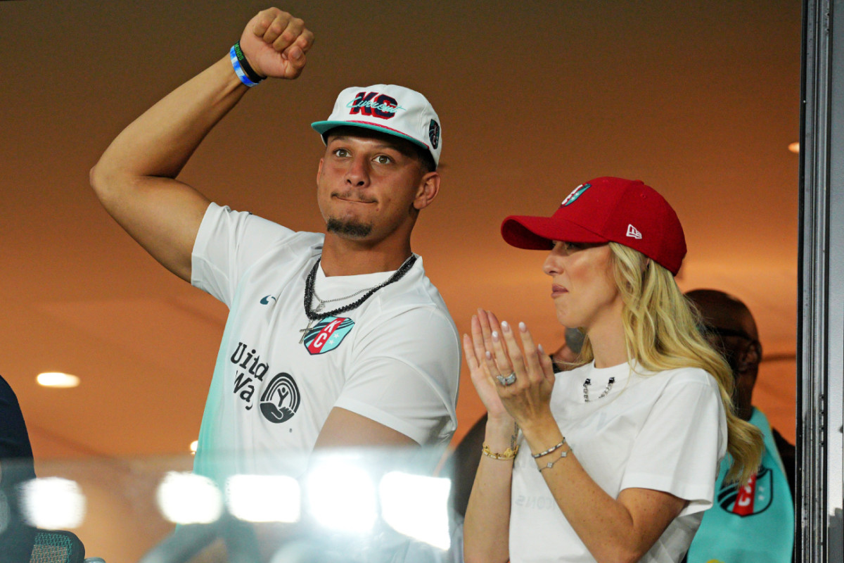Chiefs quarterback Patrick Mahomes and wife Brittany Mahomes cheer for the Kansas City Current. Jay Biggerstaff-USA TODAY Sports