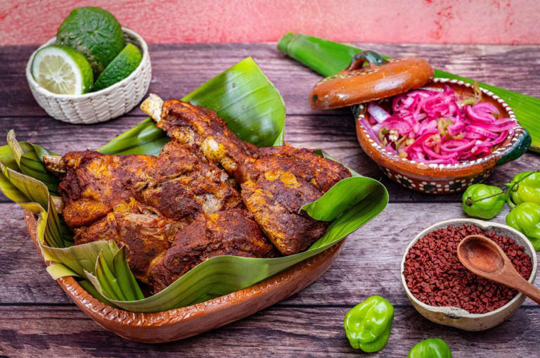 Tradicional receta de cochinita pibil