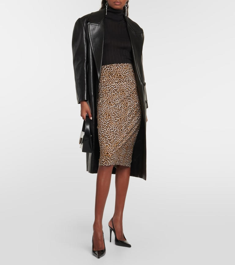 This Specific Skirt Length Is Trending in London and Copenhagen Right Now