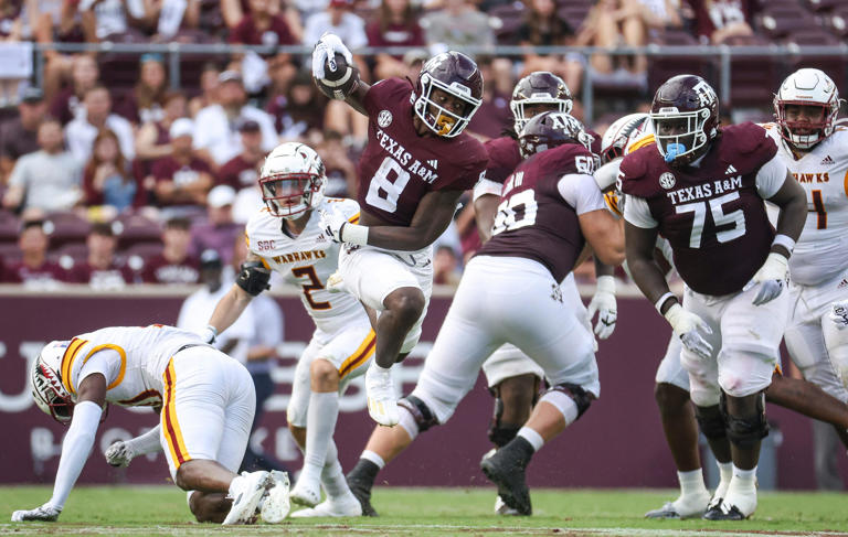 Junior RB Le'Veon Moss featured in our Texas A&M Countdown to Kickoff