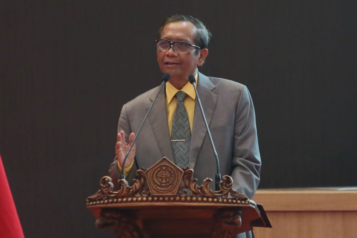 Aturan Polisi Boleh Jabat 17 Jabatan Sipil, Mahfud MD: Langgar UU