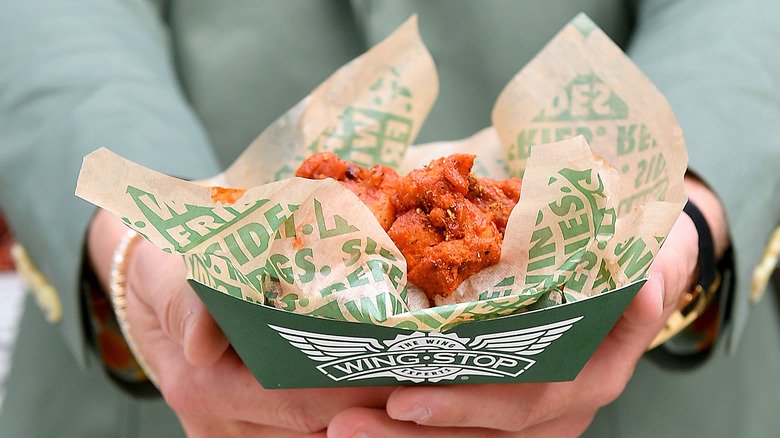 The best fried chicken chains ranked by crunch and flavor