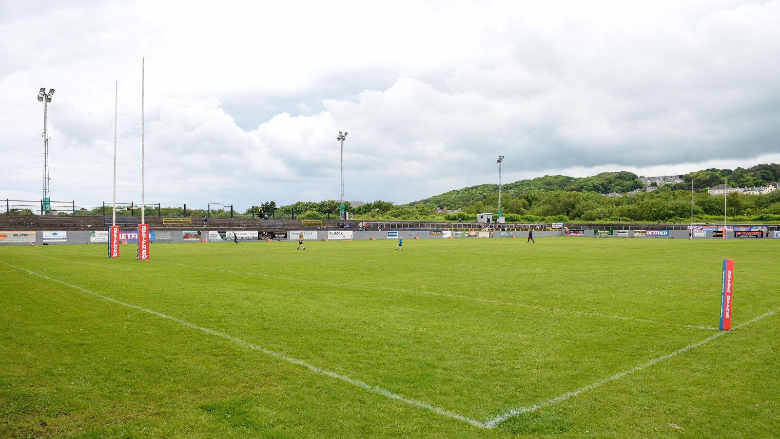 Championship coach resigns hours after first win of new season