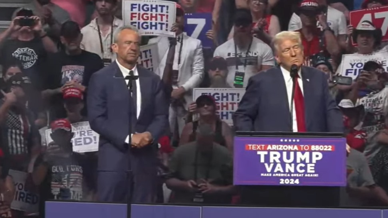 RFK Jr Joins Donald Trump At Glendale Rally, Hours After Endorsing Him ...