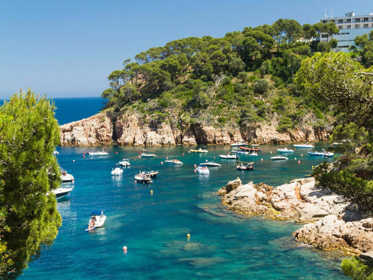 From charming seaside towns and beautiful beach coves to scenic hikes and historic sites, these are the best day trips from Barcelona Spain.