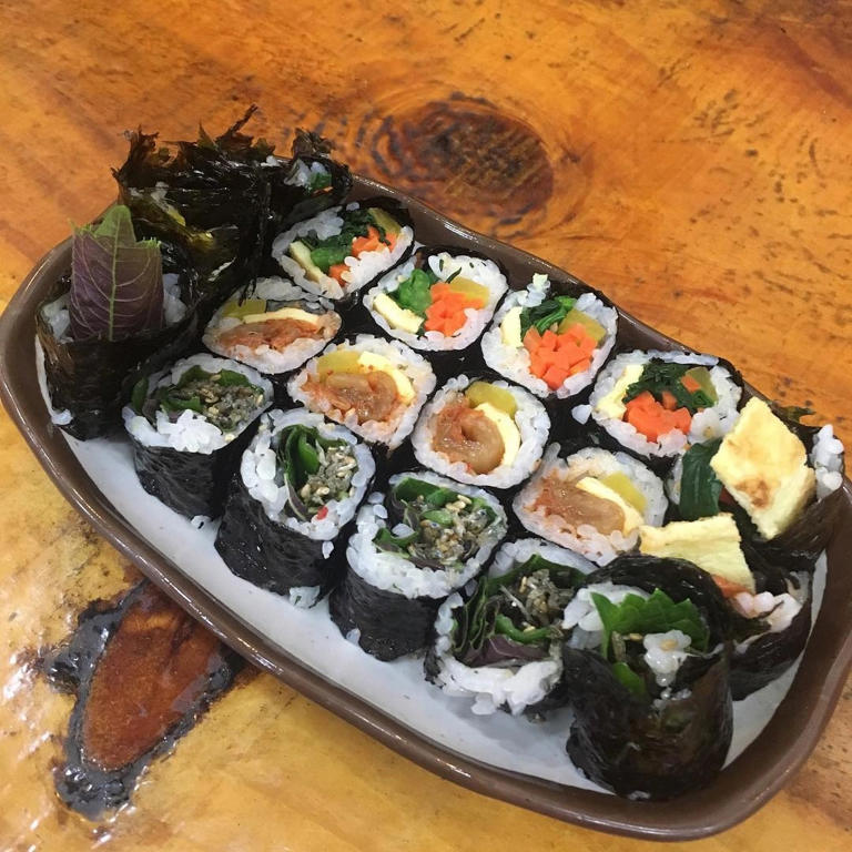 모퉁이김밥 이미지