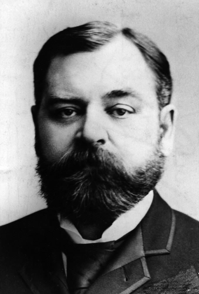 A dad turned his garage into an apartment for his daughter and her